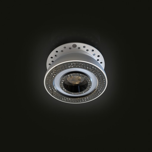 LC3199  Embedded diamond